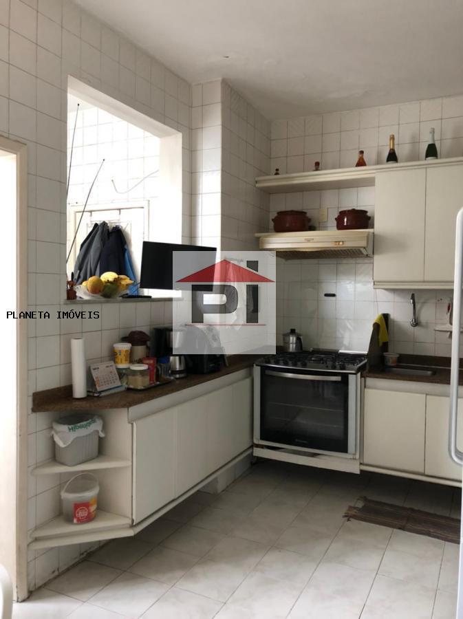 Apartamento à venda com 3 quartos, 145m² - Foto 17