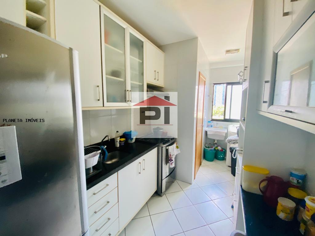 Apartamento à venda com 3 quartos, 74m² - Foto 13