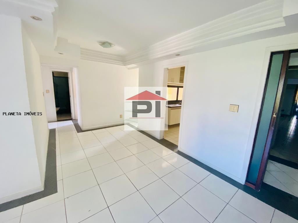 Apartamento à venda com 3 quartos, 110m² - Foto 3