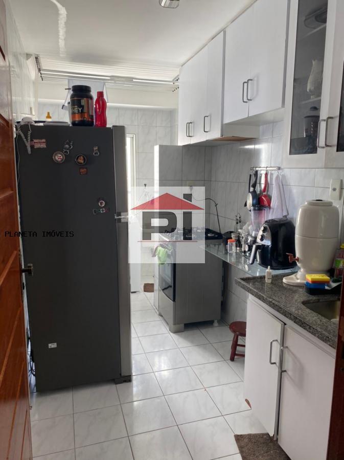 Apartamento à venda com 3 quartos, 86m² - Foto 12