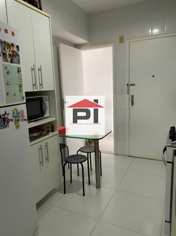 Apartamento à venda com 3 quartos, 83m² - Foto 11