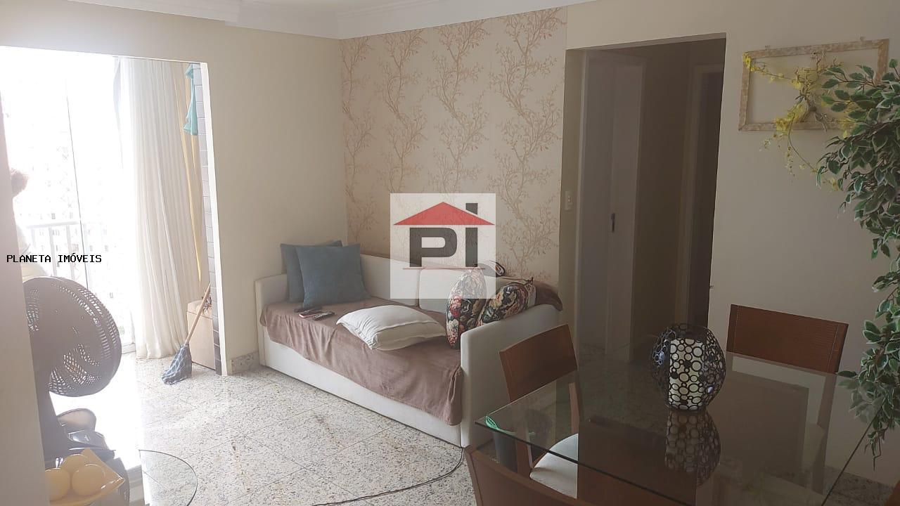 Apartamento à venda com 2 quartos, 65m² - Foto 2