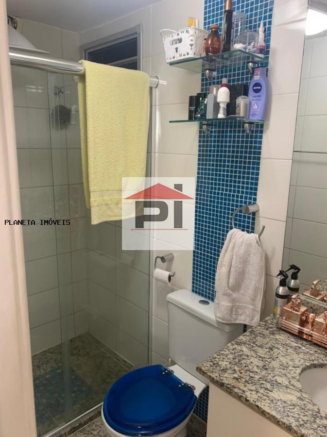 Apartamento à venda com 2 quartos, 65m² - Foto 13