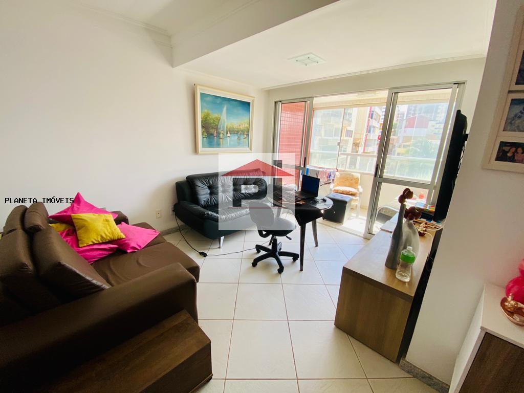 Apartamento à venda com 3 quartos, 84m² - Foto 2