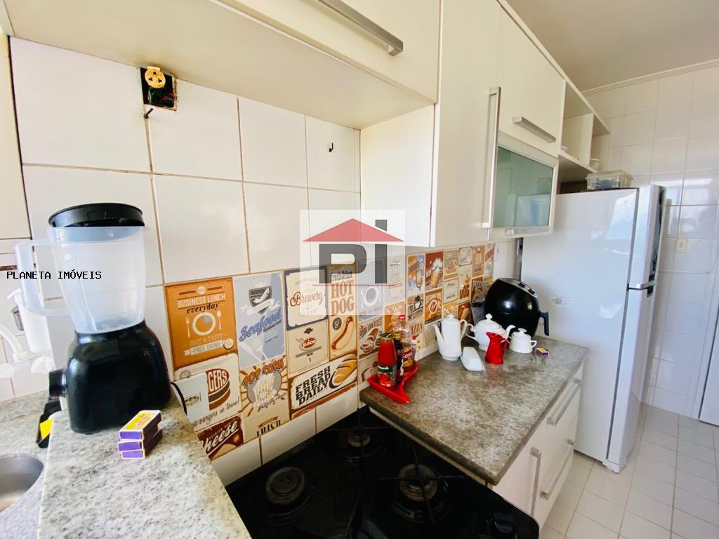 Apartamento à venda com 3 quartos, 84m² - Foto 11