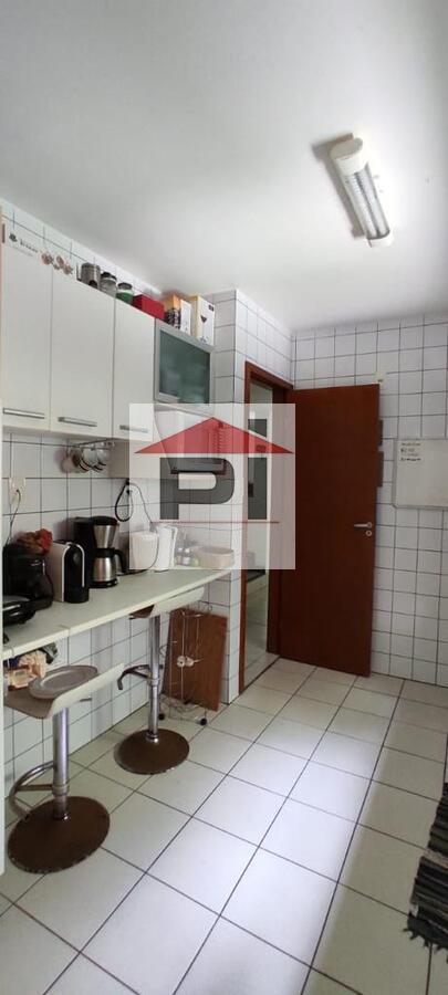 Casa de Condomínio à venda com 4 quartos, 220m² - Foto 17