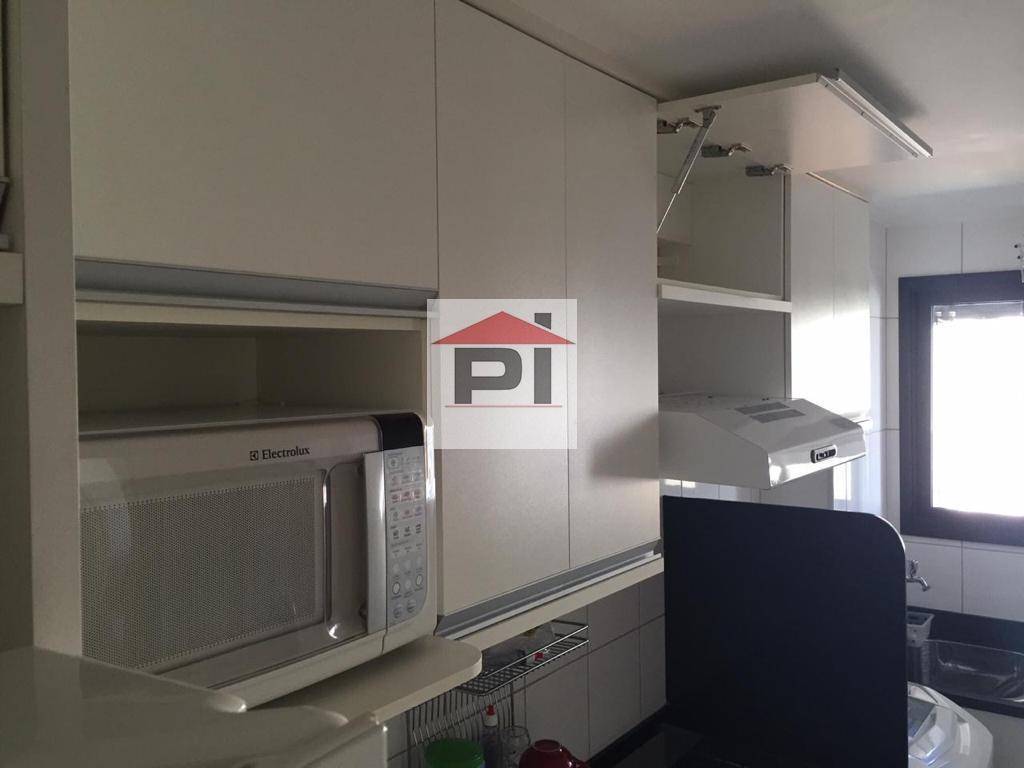 Apartamento à venda com 2 quartos, 60m² - Foto 17