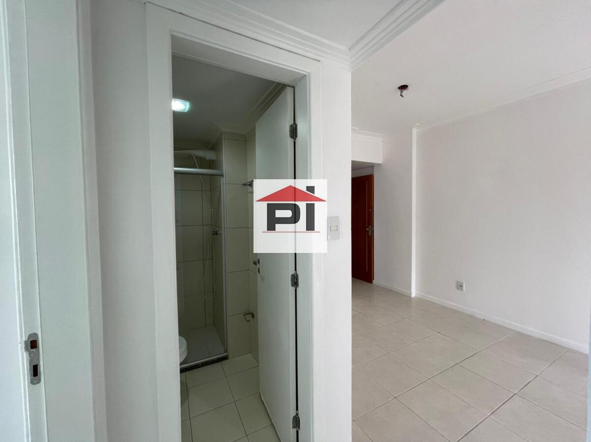 Apartamento à venda com 2 quartos, 65m² - Foto 5