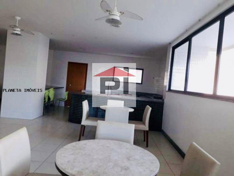 Apartamento à venda com 2 quartos, 65m² - Foto 16