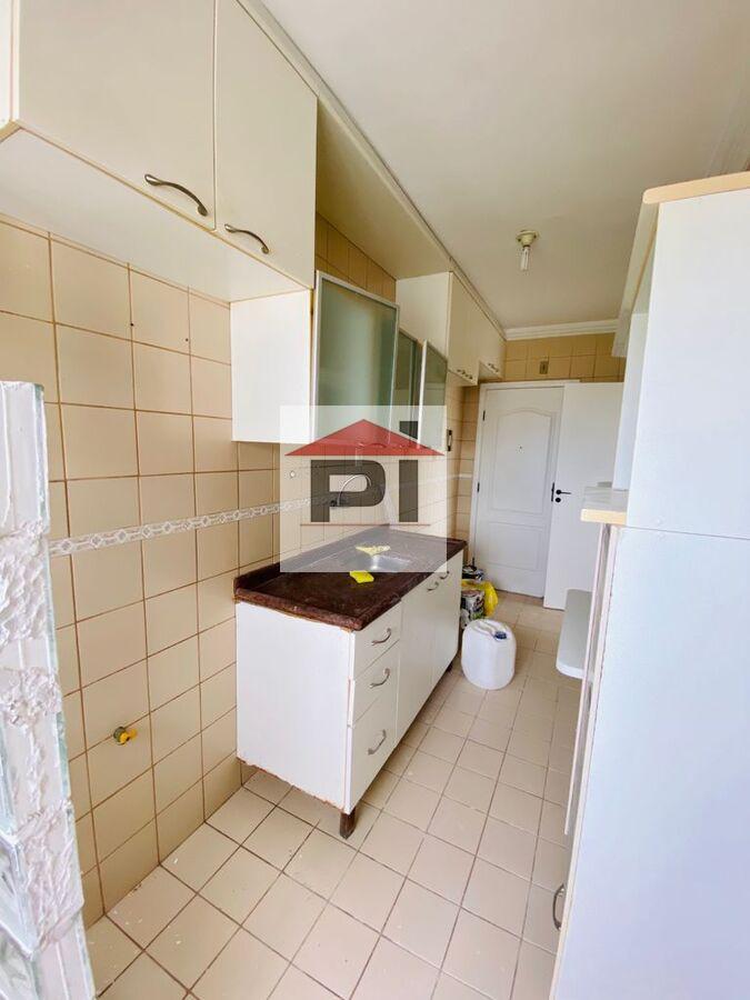 Apartamento à venda com 3 quartos, 86m² - Foto 10