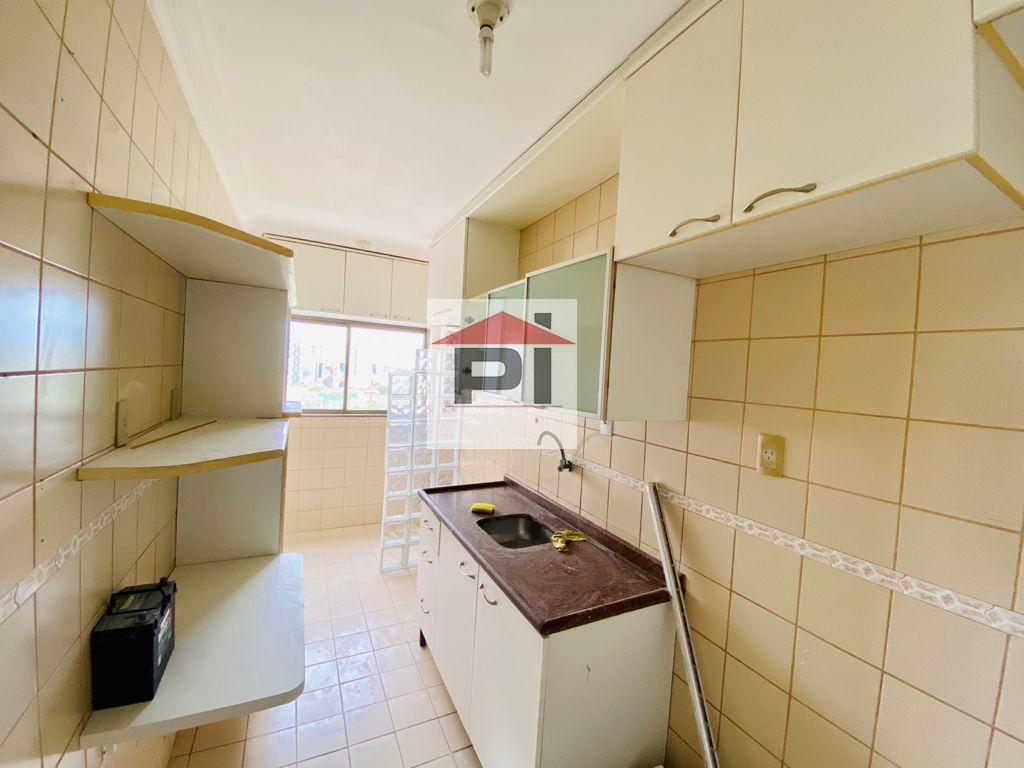 Apartamento à venda com 3 quartos, 86m² - Foto 12