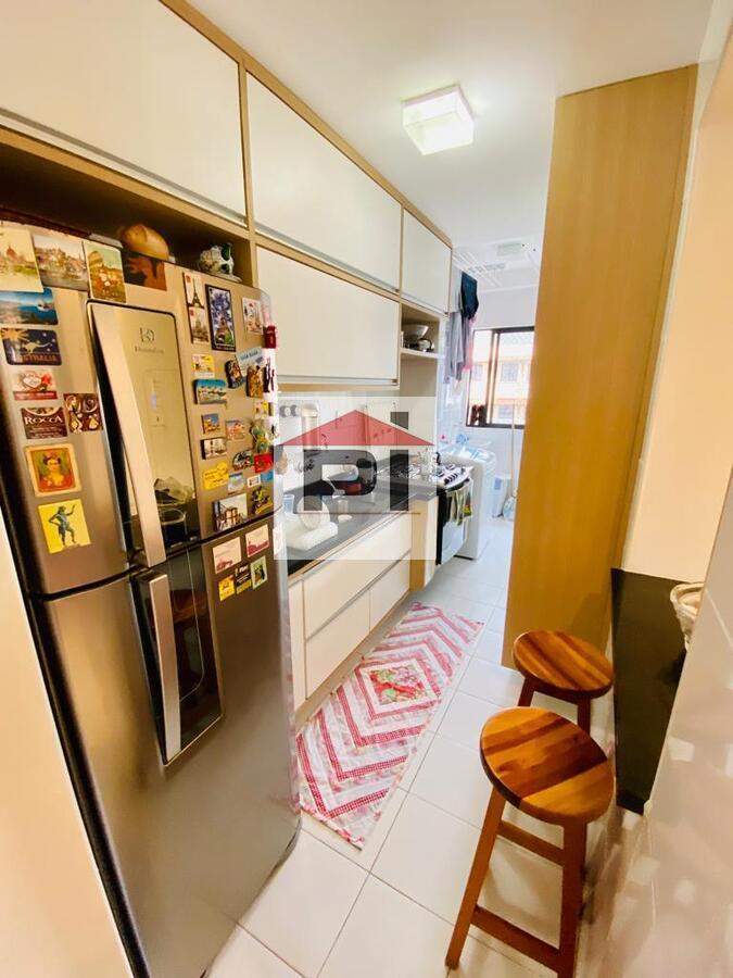 Apartamento à venda com 2 quartos, 65m² - Foto 9