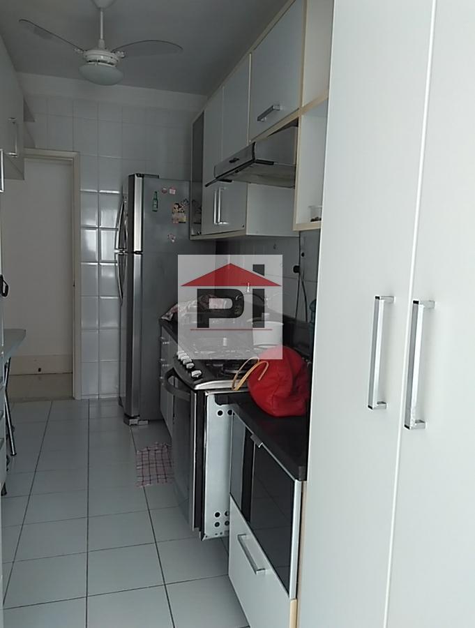 Apartamento à venda com 3 quartos, 87m² - Foto 15