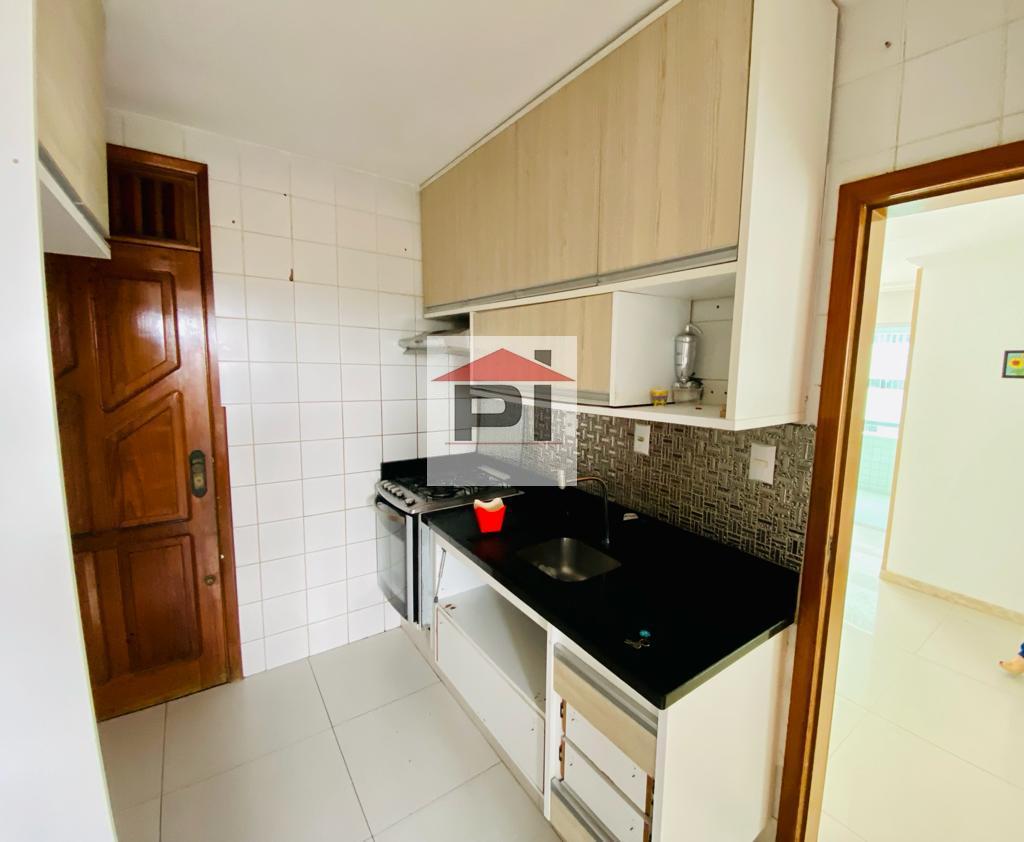 Apartamento à venda com 2 quartos, 72m² - Foto 3