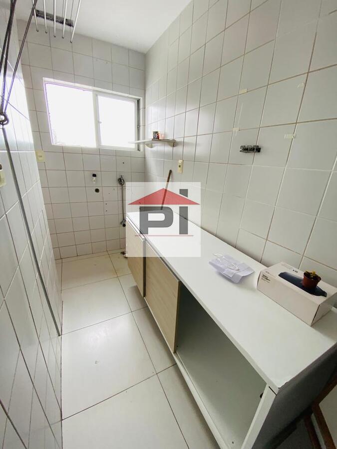 Apartamento à venda com 2 quartos, 72m² - Foto 5