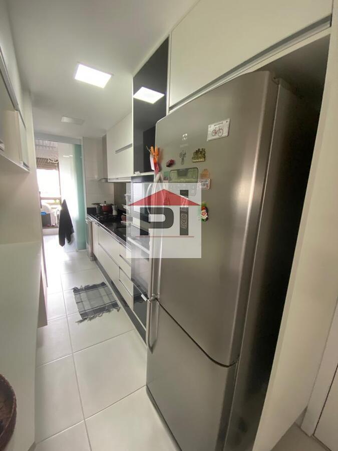 Apartamento à venda com 3 quartos, 113m² - Foto 14