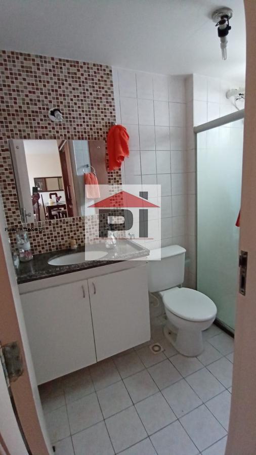 Apartamento à venda com 3 quartos, 81m² - Foto 7