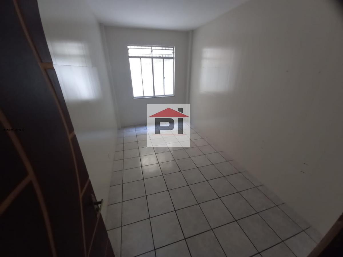 Apartamento à venda com 2 quartos, 80m² - Foto 4