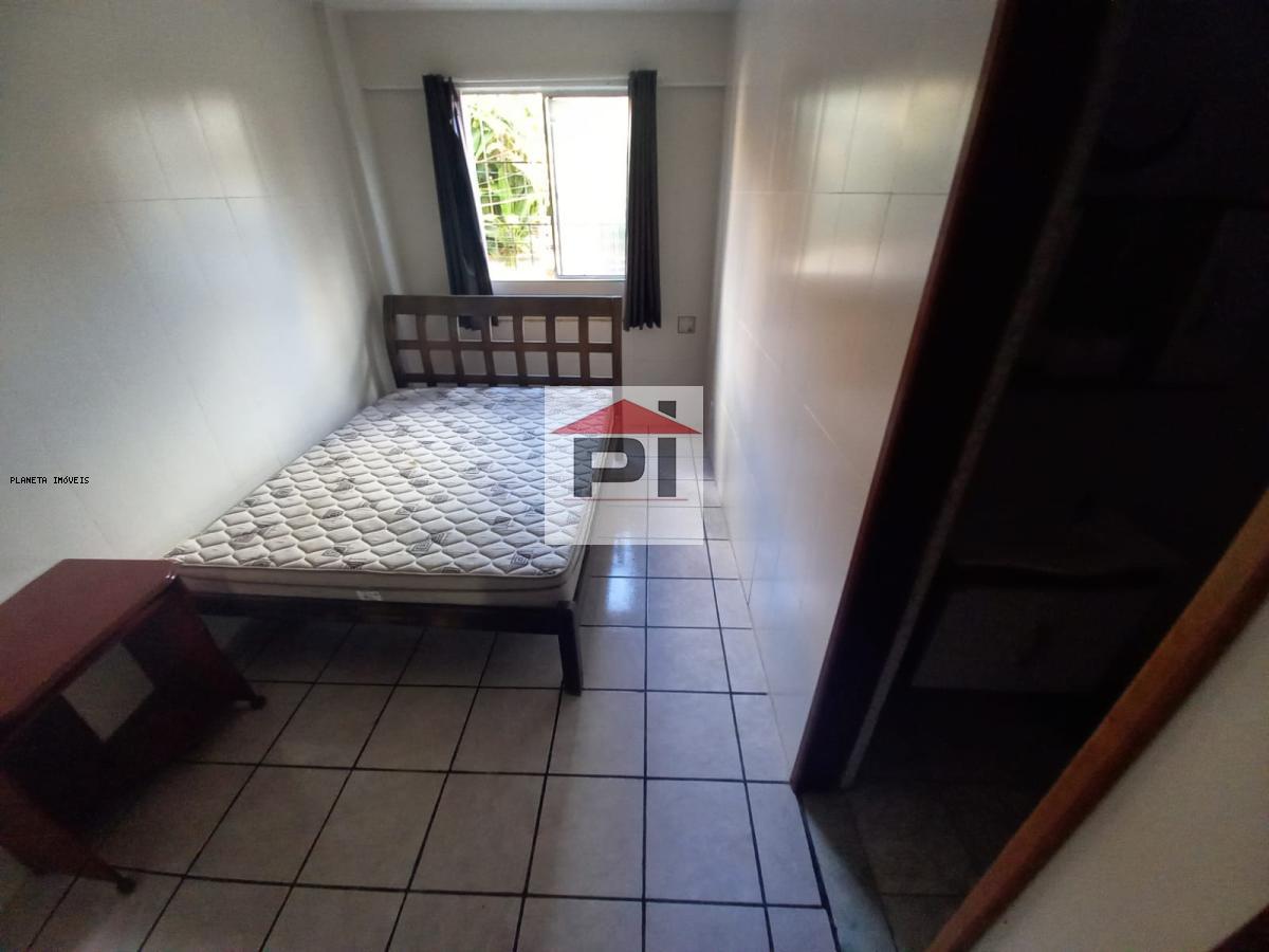 Apartamento à venda com 2 quartos, 80m² - Foto 7