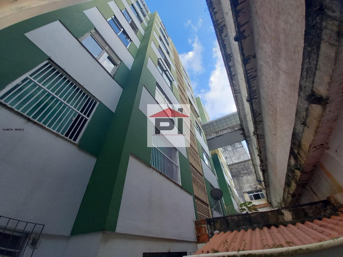 Apartamento à venda com 2 quartos, 80m² - Foto 17