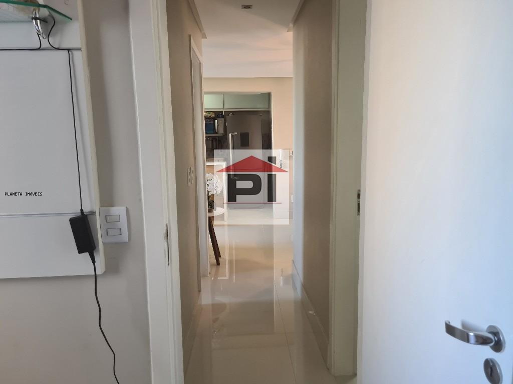 Apartamento à venda com 2 quartos, 50m² - Foto 17