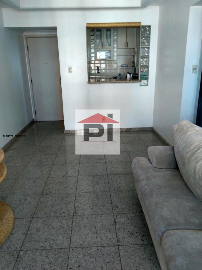 Apartamento à venda com 3 quartos, 70m² - Foto 3