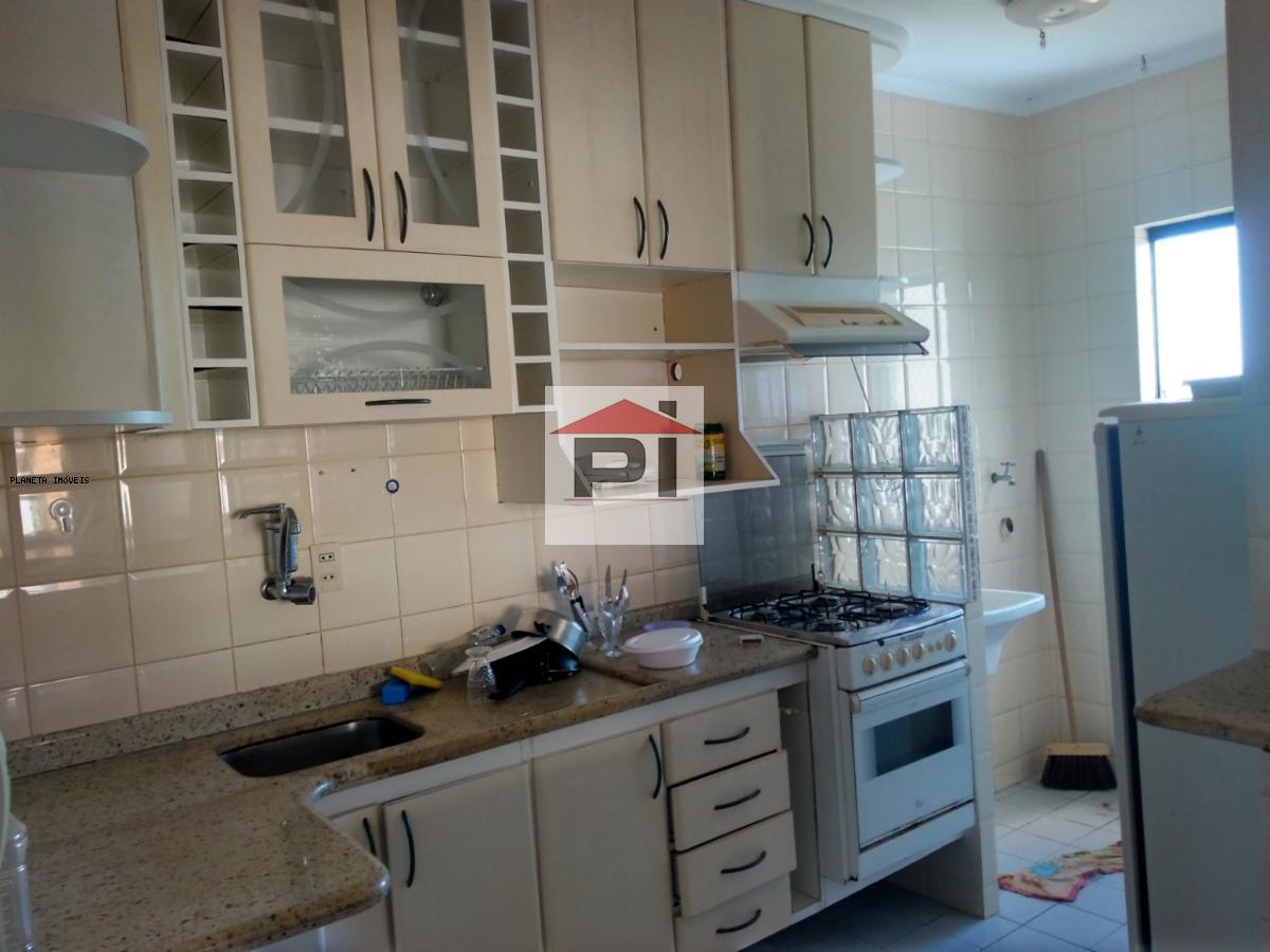 Apartamento à venda com 3 quartos, 70m² - Foto 11