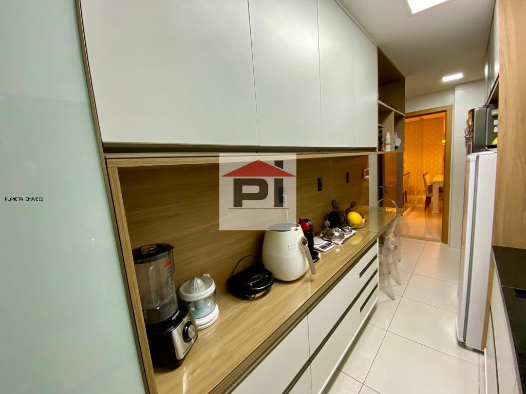 Apartamento à venda com 3 quartos, 113m² - Foto 19