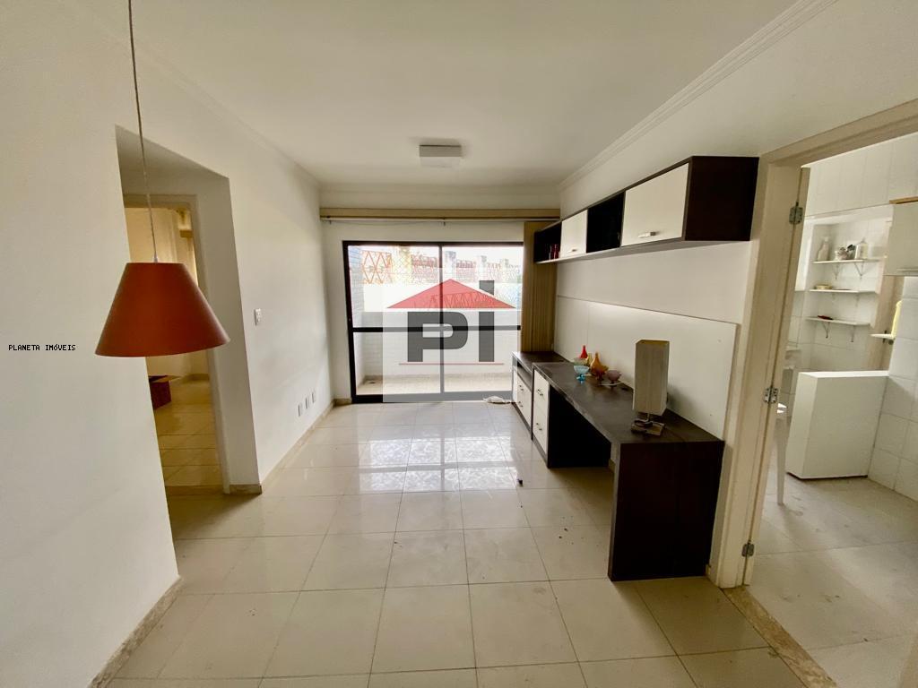 Apartamento à venda com 2 quartos, 68m² - Foto 1