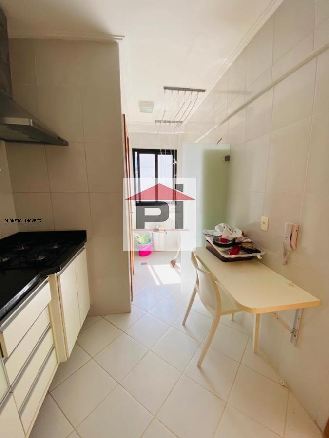 Apartamento à venda com 2 quartos, 68m² - Foto 12