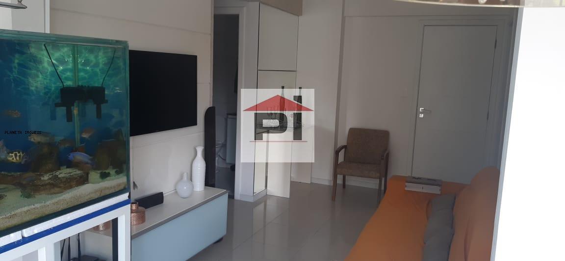 Apartamento à venda com 2 quartos, 72m² - Foto 5