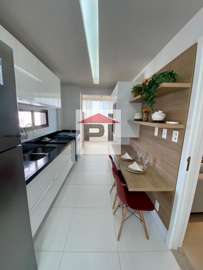 Apartamento à venda com 4 quartos, 140m² - Foto 18