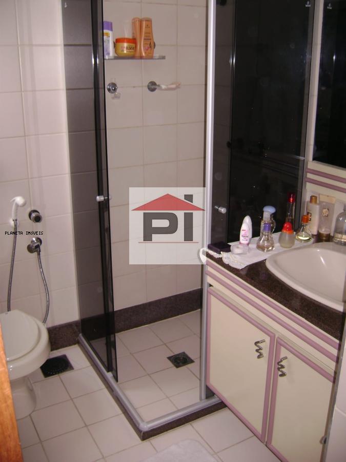 Apartamento à venda com 4 quartos, 174m² - Foto 7