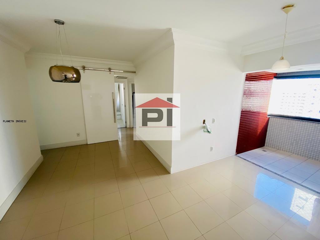 Apartamento à venda com 3 quartos, 76m² - Foto 1