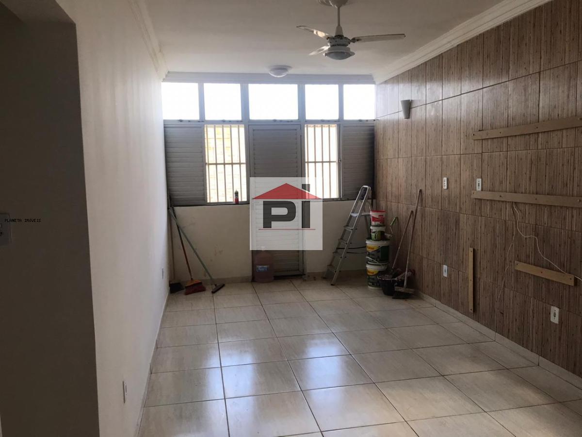 Apartamento à venda com 3 quartos, 114m² - Foto 2