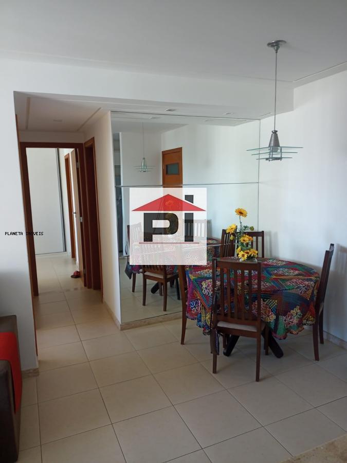 Apartamento à venda com 2 quartos, 68m² - Foto 2