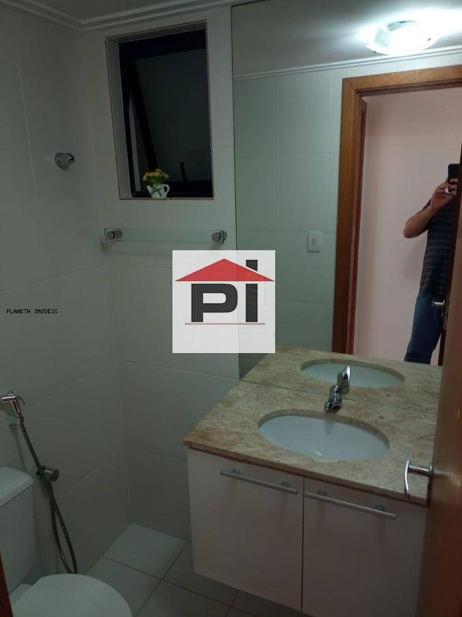 Apartamento à venda com 2 quartos, 68m² - Foto 8