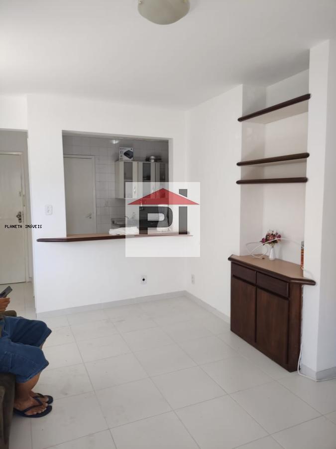 Apartamento à venda com 1 quarto, 60m² - Foto 2