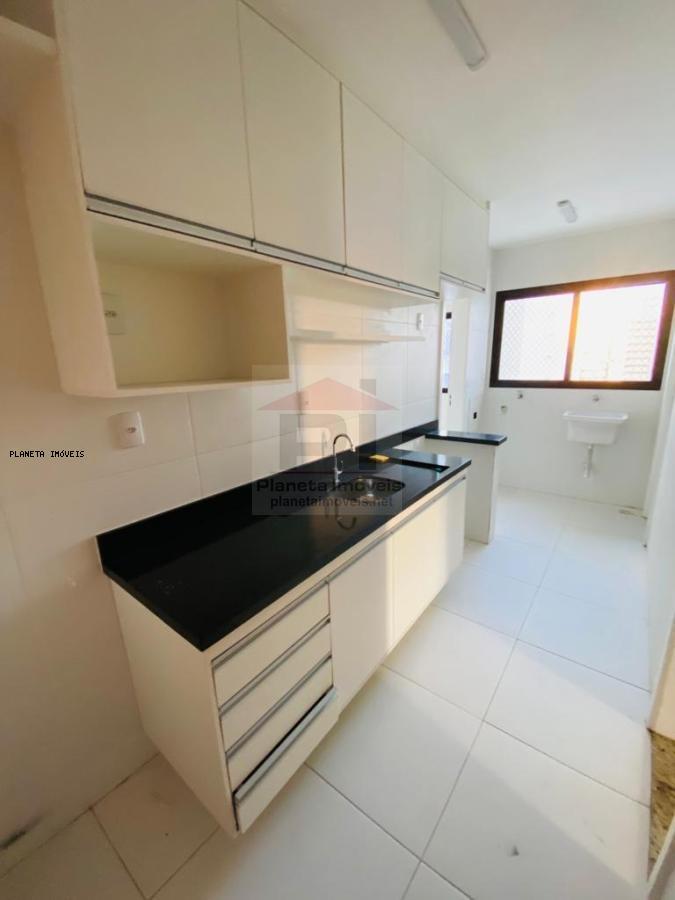 Apartamento à venda com 3 quartos, 86m² - Foto 10