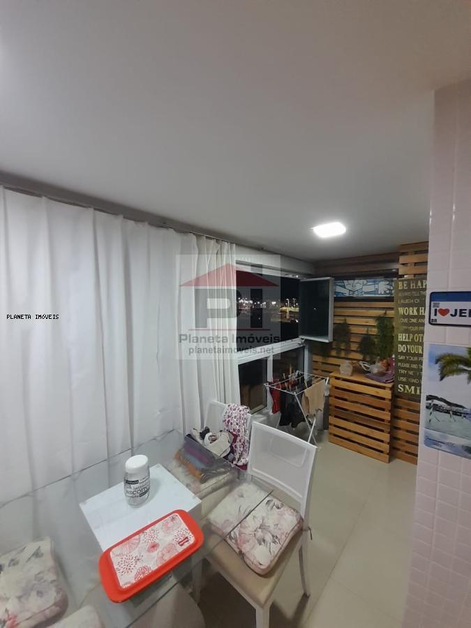 Apartamento à venda com 1 quarto, 44m² - Foto 2