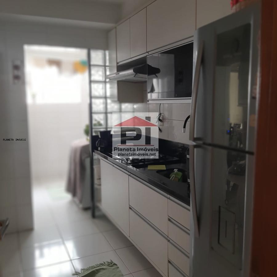 Apartamento à venda com 2 quartos, 116m² - Foto 27