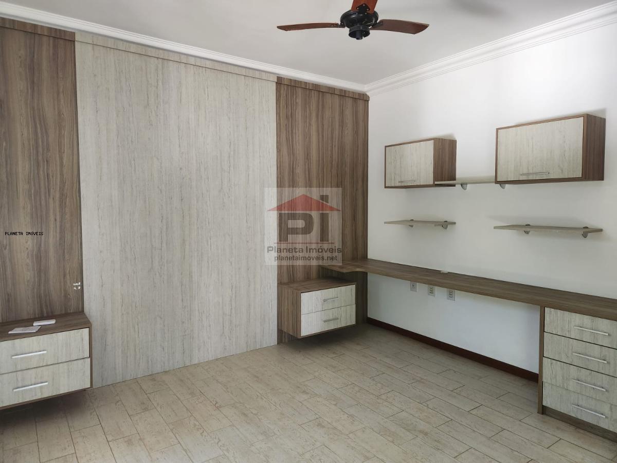 Casa de Condomínio à venda com 4 quartos, 177m² - Foto 19