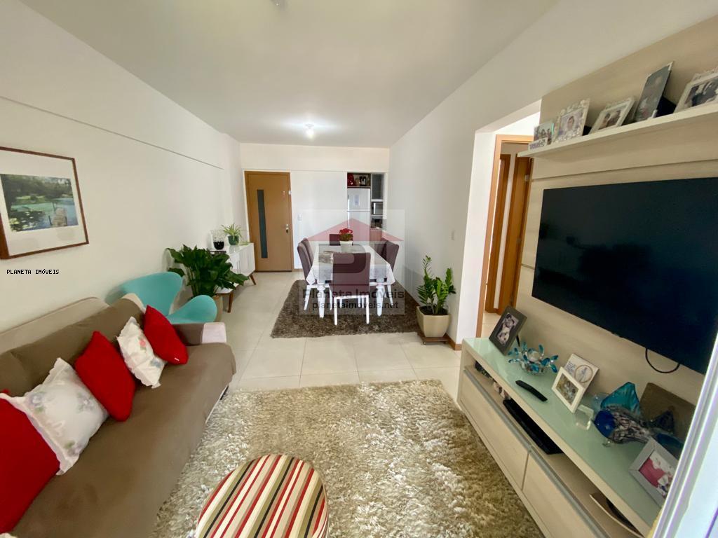 Apartamento à venda com 2 quartos, 82m² - Foto 1