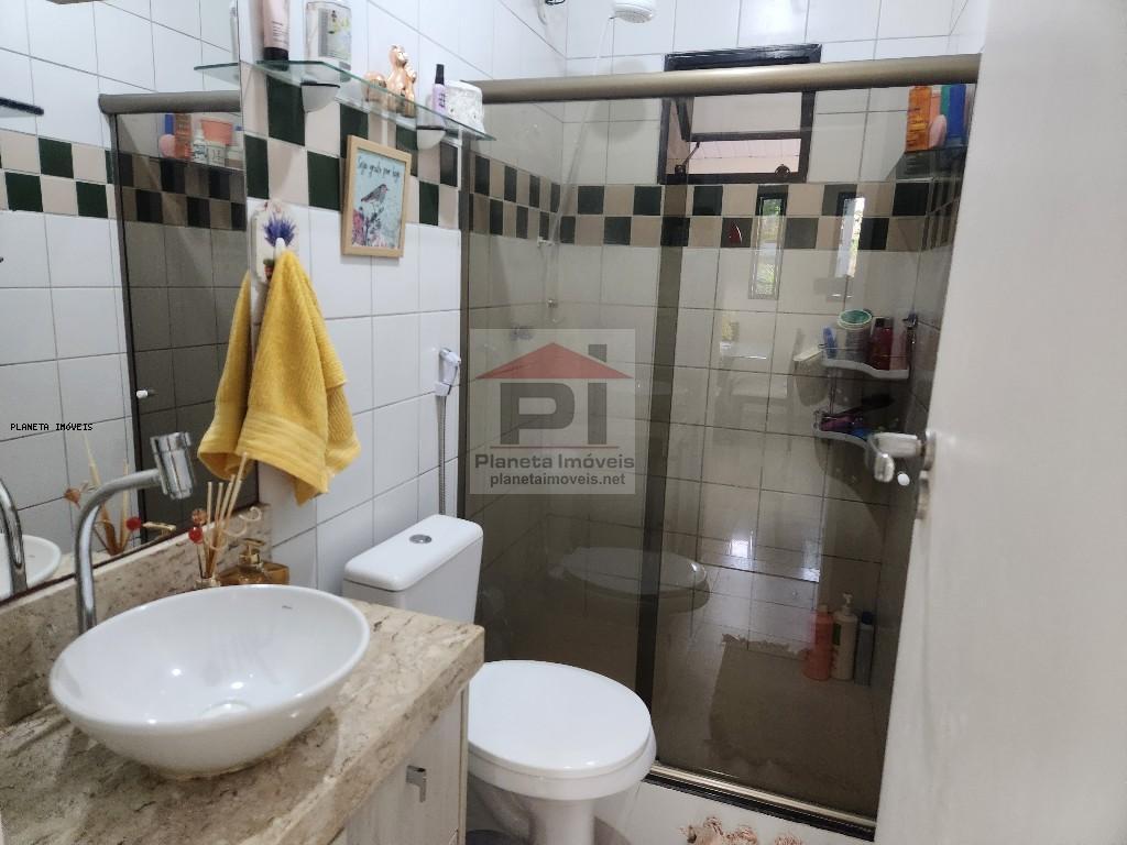 Casa de Condomínio à venda com 2 quartos, 250m² - Foto 17