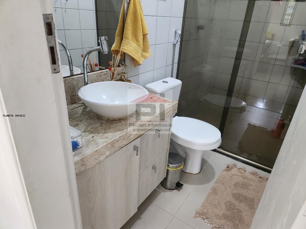 Casa de Condomínio à venda com 2 quartos, 250m² - Foto 18