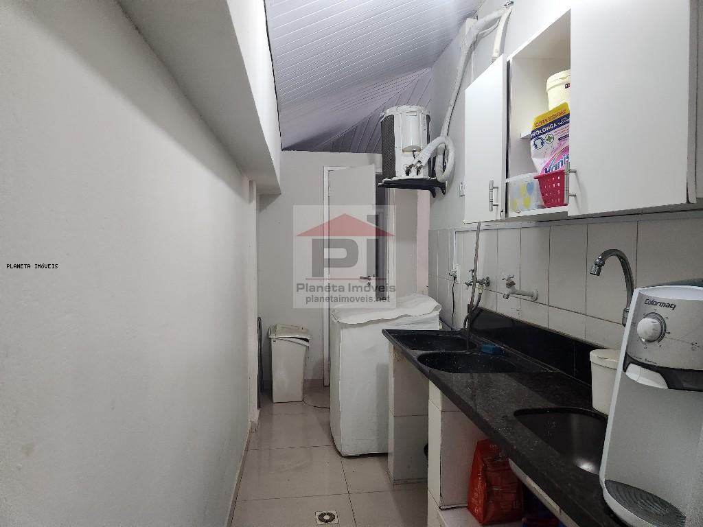 Casa de Condomínio à venda com 2 quartos, 250m² - Foto 23