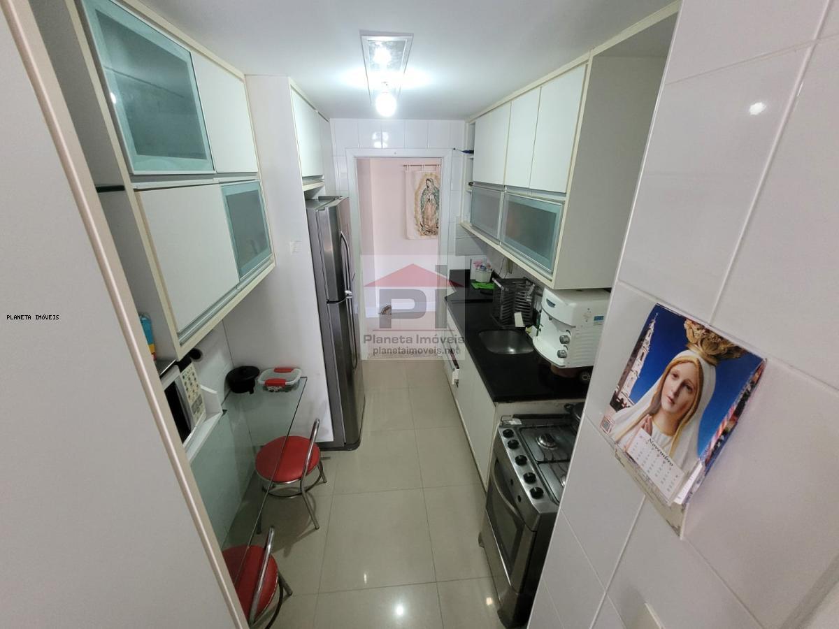 Apartamento à venda com 3 quartos, 93m² - Foto 23