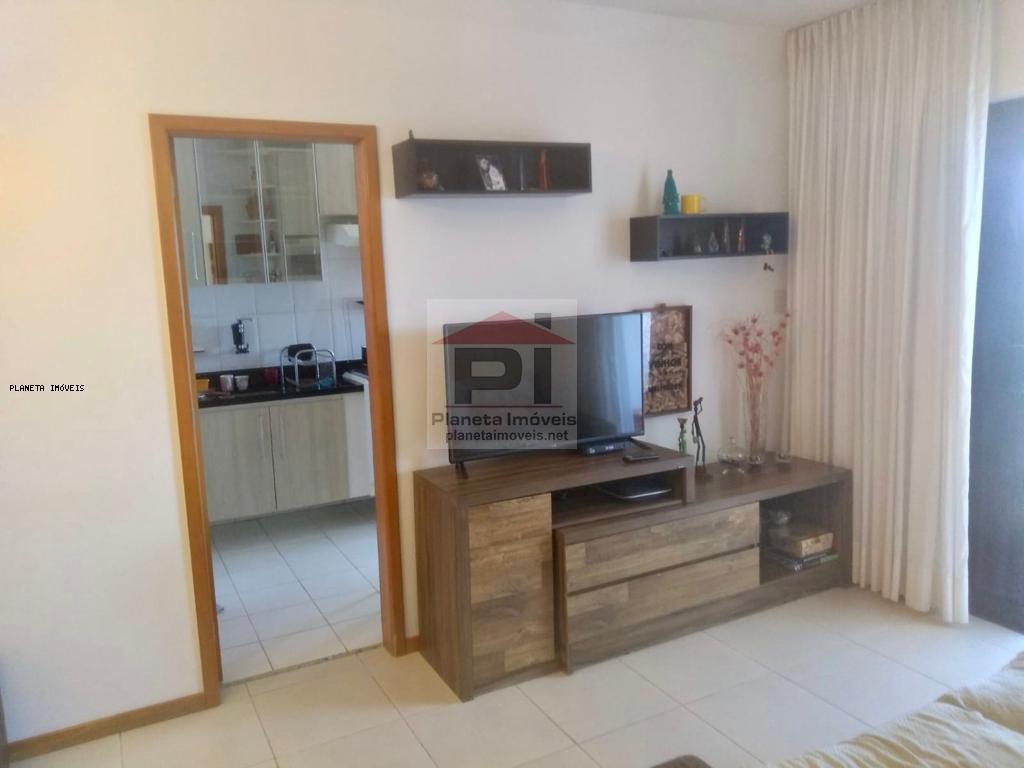 Apartamento à venda com 2 quartos, 68m² - Foto 4