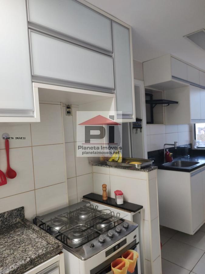 Apartamento à venda com 3 quartos, 97m² - Foto 43