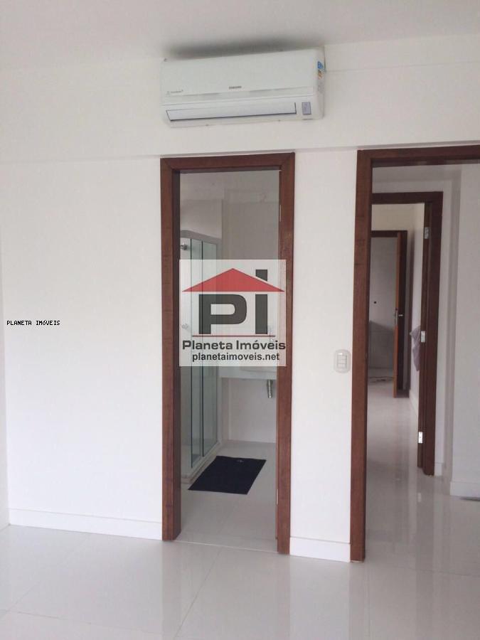 Apartamento à venda com 3 quartos, 107m² - Foto 8